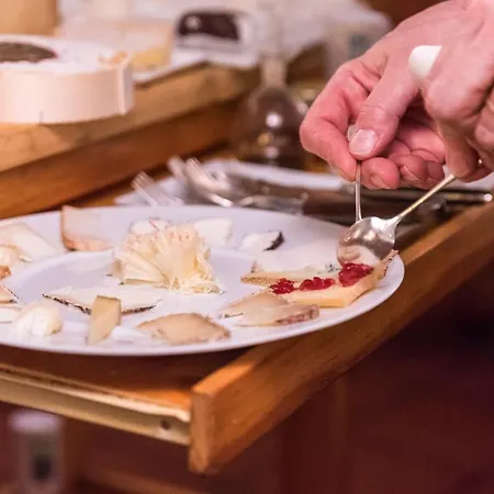 Отель Locanda La Clusaz 3*